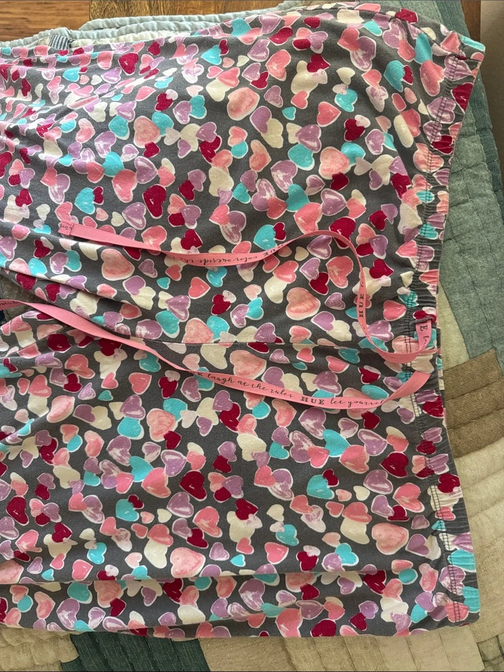 HUE Pink Scoop-Neck Top with Multicolor Heart-Print Pajama Pants - Picture 4 of 6